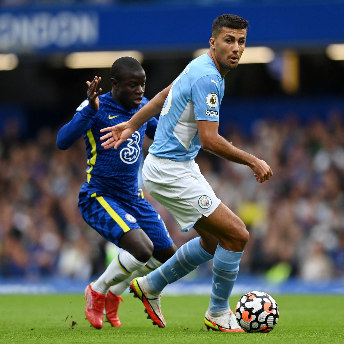mancityclips's tweet photo. Unpopular opinion incoming… Rodri Deserved MOTM against Chelsea today https://t.co/9kCF9Yesp4