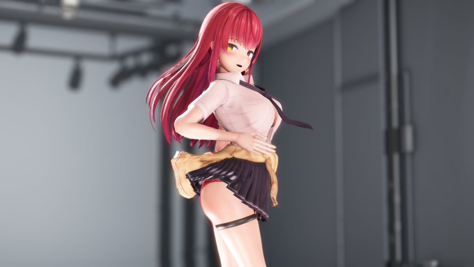 制服もいいですね 