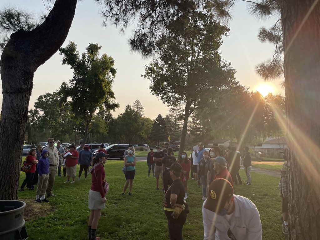MrJeremy_CARES's tweet photo. Thank you @CarlynObringer for your continued support and dedication to our community and school! Our #GirlScouts @HolbrookMDUSD had a wonderful time during today’s park beautification. #WeAreHolbrook #HOLACARES #SeptemberOfService https://t.co/JMu8OeNZ8w
