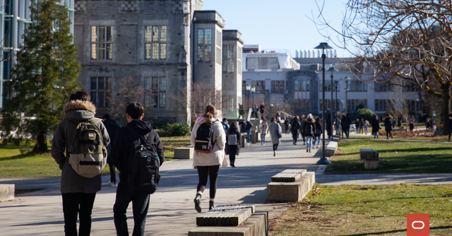 amogannam's tweet photo. How are #HigherEd institutions like @BoiseState, @UnivofKansas, @Skidmore, @SpringArborU, and others increasing their resiliency and building for the future with @Oracle? This ebook shares their stories. https://t.co/8WyC5Chmga https://t.co/rjHbuzNp7R