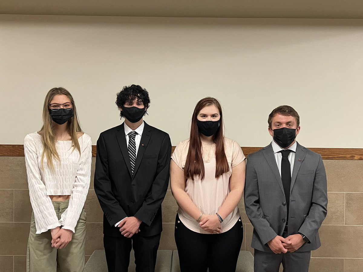 Congratulations to our five pledges (not pictured- Lucas Chaffin) for becoming a Delta Sigma Pi 💜💛
