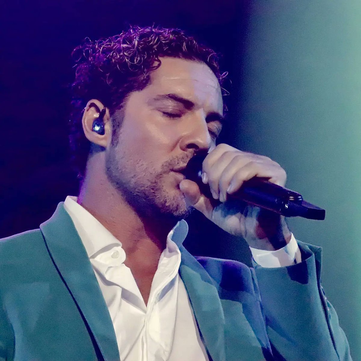 Revive el concierto de David Bisbal en #Alicante. Puedes verlo íntegramente desde aquí: youtube.com/watch?v=7QIPZT…