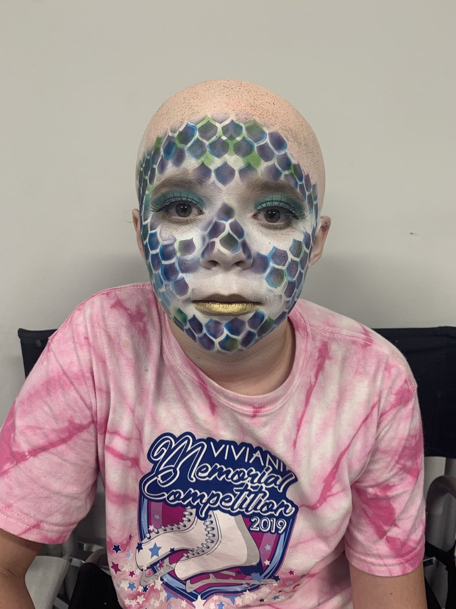 GBofbeauty's tweet image. Out here turning people into mermaids