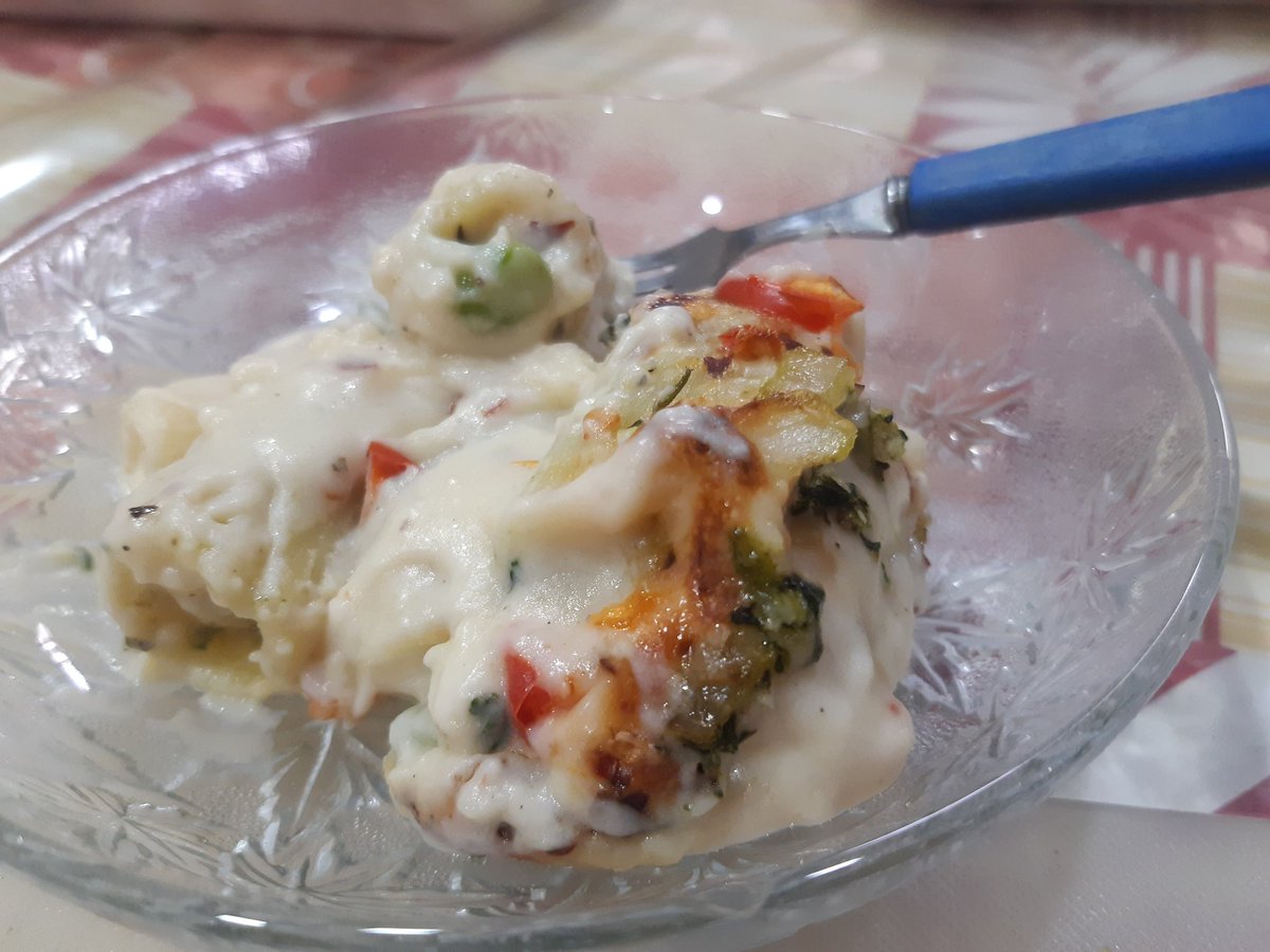 anjugouti's tweet photo. Pipe pasta stuffed with cheese and spinach 
#homemade #homechef #food #pasta #vegetarian https://t.co/cvODd4QCdH