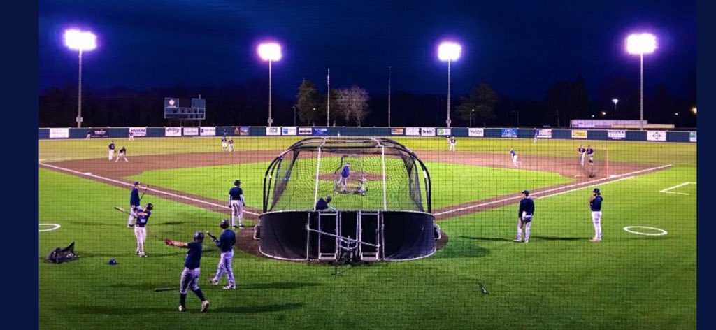 Blessed to receive a baseball scholarship offer at #7 ranked Oklahoma Wesleyan University.  Thank you for the visit and workout Coach Kelley.   <a href="/kirk_kelley19/">Kirk Kelley</a>  <a href="/OKWUeagles_BSB/">Oklahoma Wesleyan Baseball</a> <a href="/OKWUeagles/">OKWU Eagles Athletics</a> @PrepbaseballM #WeAreOKWU #NAIABaseball