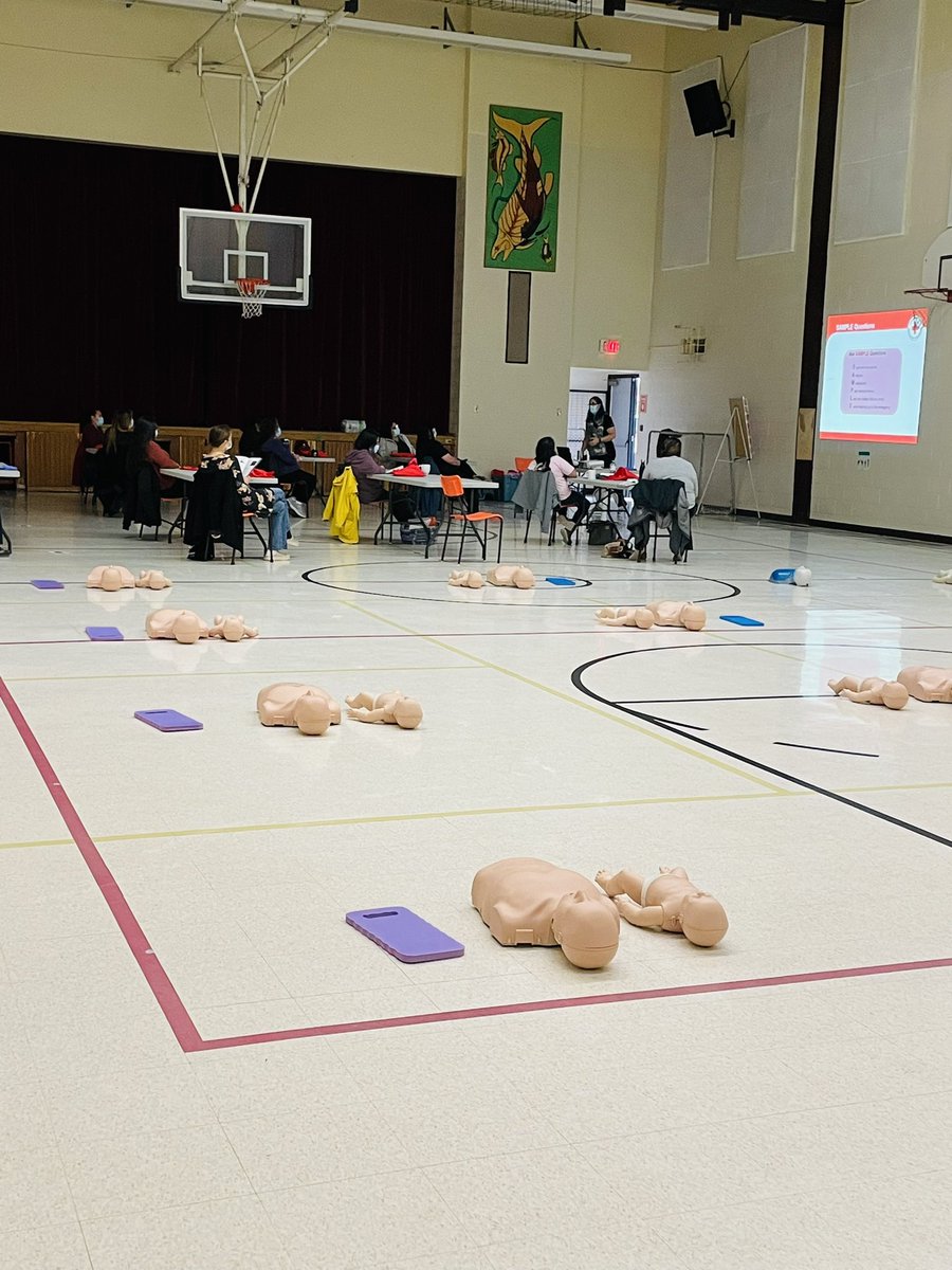 olearyvlj's tweet photo. #Saturday #firstaidcpr #mchigeengfirstnation #keepingcommunitysafe #dedication #education #daycare https://t.co/8cUGUoS0Ry