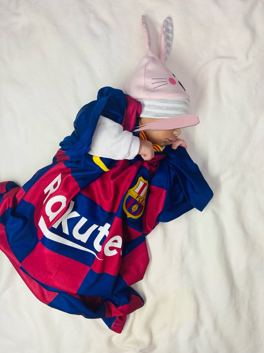 allzwai's tweet photo. بنت اختي أصغر برشلونية فالعيله😌💕 https://t.co/ByYxaJmT6o
