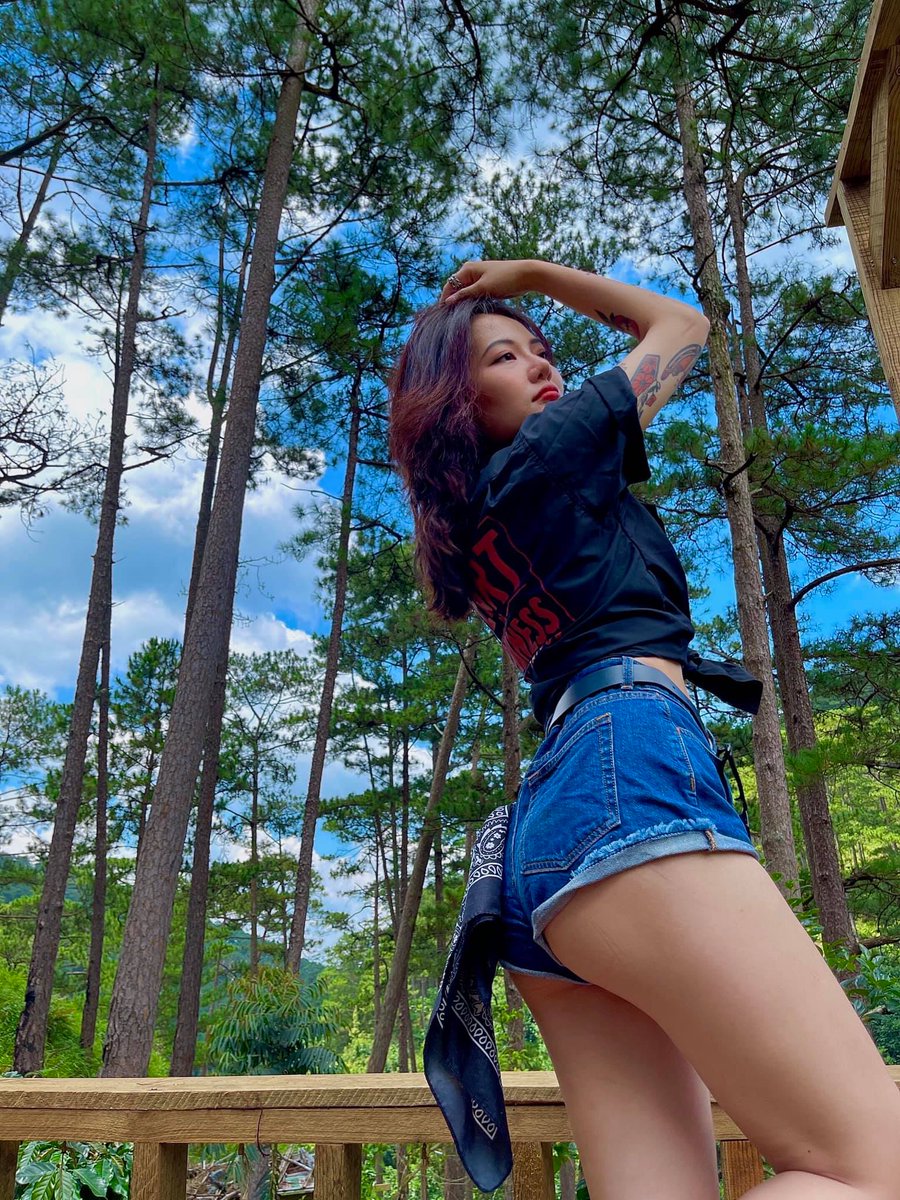 tracytran002's tweet photo. Người yêu anh đã đăng 1 ảnh mới 😈 https://t.co/n3xpiroO04