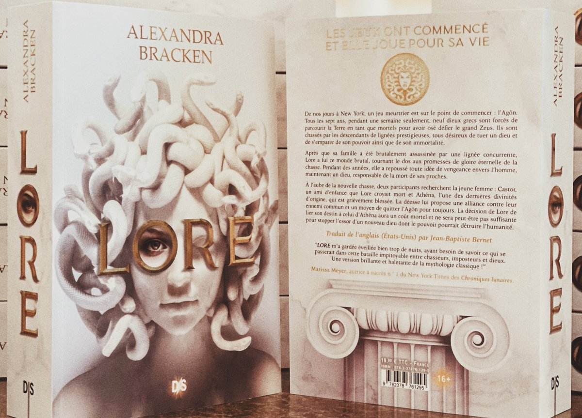 DeSaxus's tweet photo. Merci ! “LORE” d’Alexandra Bracken est sorti il y a dix jours et vous êtes déjà des milliers de lectrices et de lecteurs à avoir embarqué dans cette incroyable aventure qui ne mélange pas moins que la mythologie grecque, Percy Jackson et une bonne dose de Hunger Games. Merci ! 🙏🏼 https://t.co/2OtxodcuUt