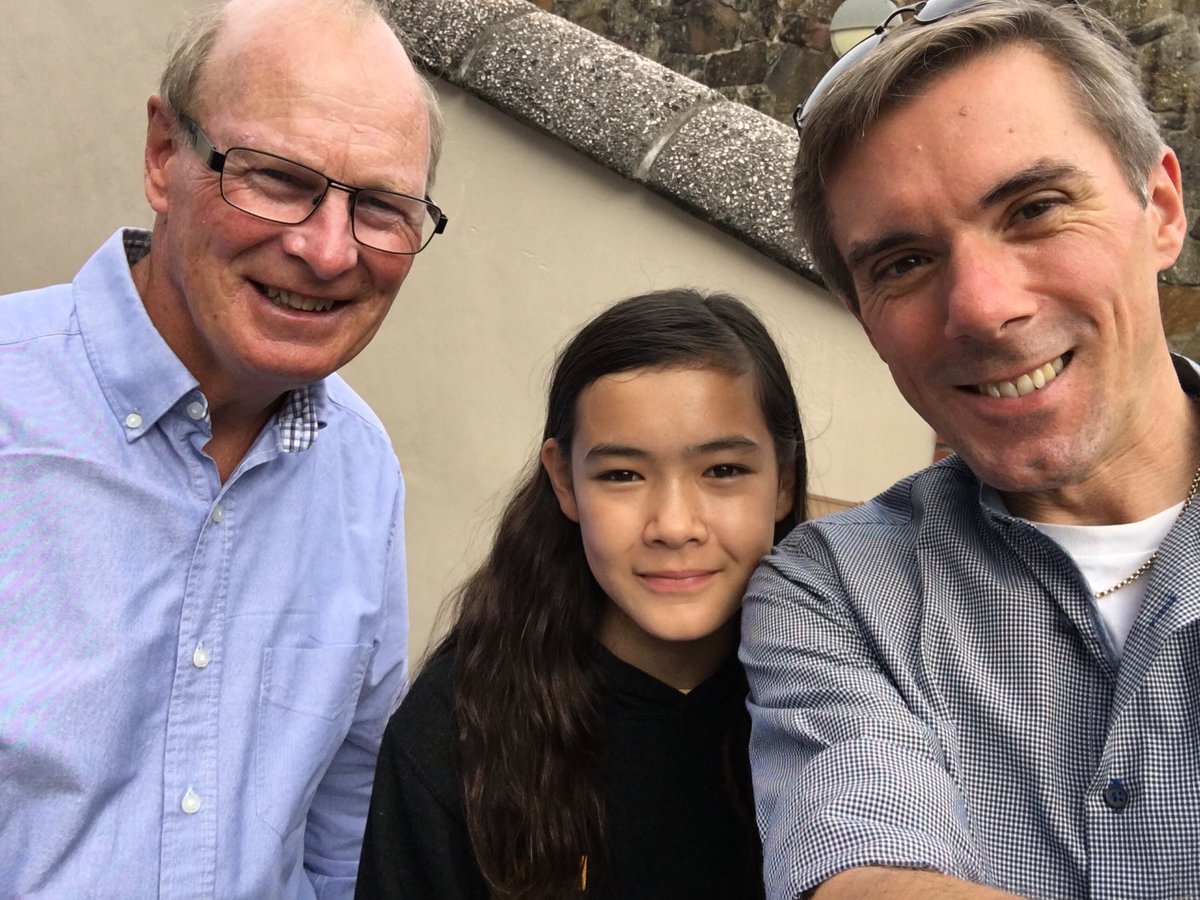 Celebrating 40 years of co-education at ⁦<a href="/BGSBristol/">BristolGrammarSchool</a>⁩ with three members of the yellow house past and present!  ⁦<a href="/BGSYellowHouse/">Niamir's House</a> ⁦<a href="/BGSHeadmaster/">Jaideep Barot</a>⁩ ⁦<a href="/OldBristolians/">Old Bristolians</a>⁩