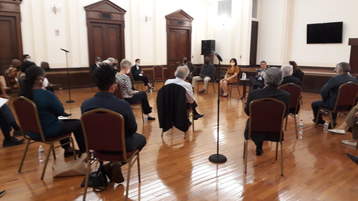 AnayansiRCamejo's tweet image. #InCourse fraternal meeting btw/ representatives of #Solidarity organizations with #Cuba🇨🇺 in the US &amp;amp; delegation participates in #UNGA headed by Foreign Min @BrunoRguezP

They talk about friendship, cooperation, challenges, new initiatives to continue fighting for #UnBlockCuba