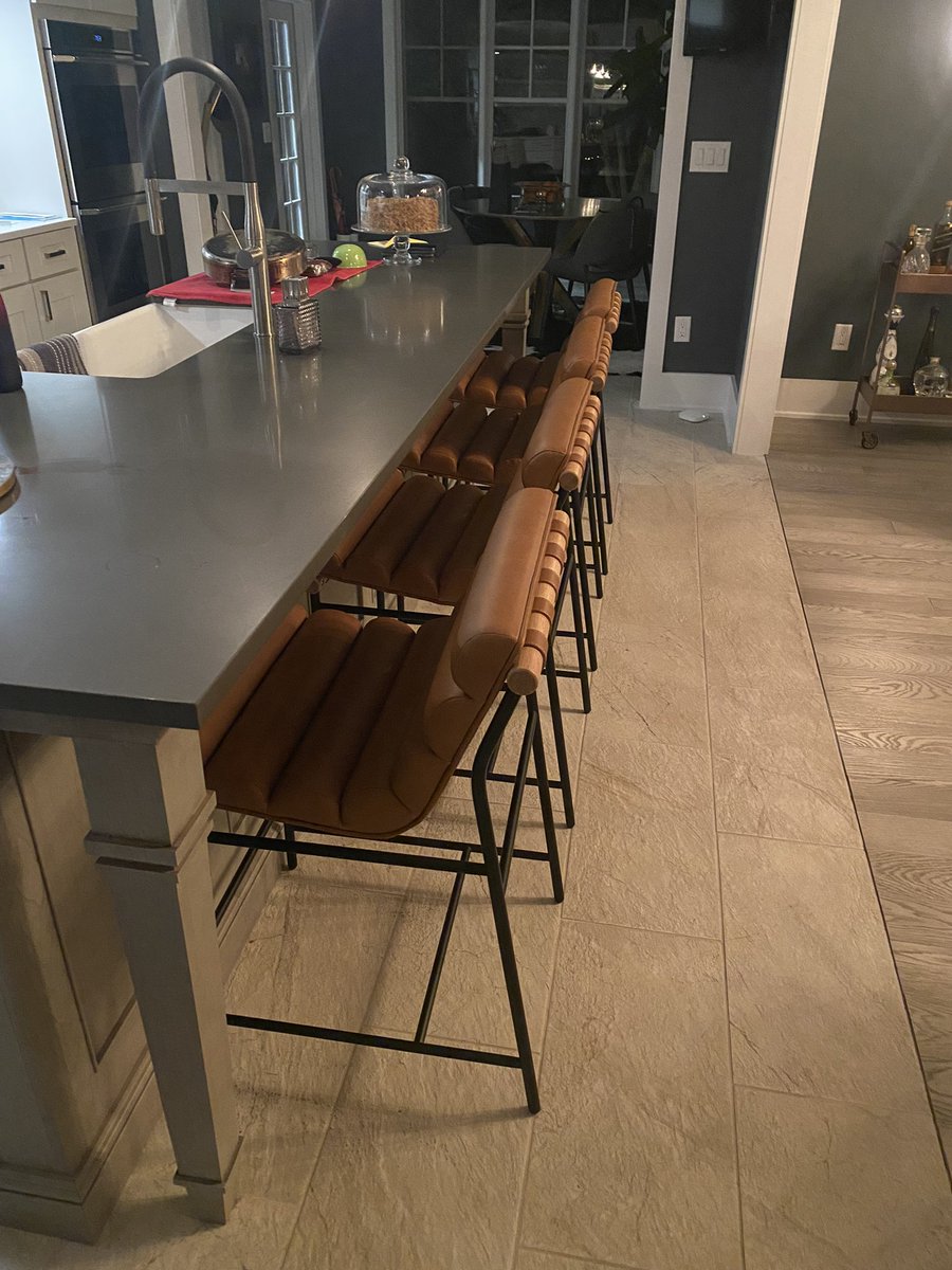 blendedminds's tweet photo. 5 months of delays but these new @DenverModern stools were worth the wait! #design #kitchendecor https://t.co/dmyaiezXmL