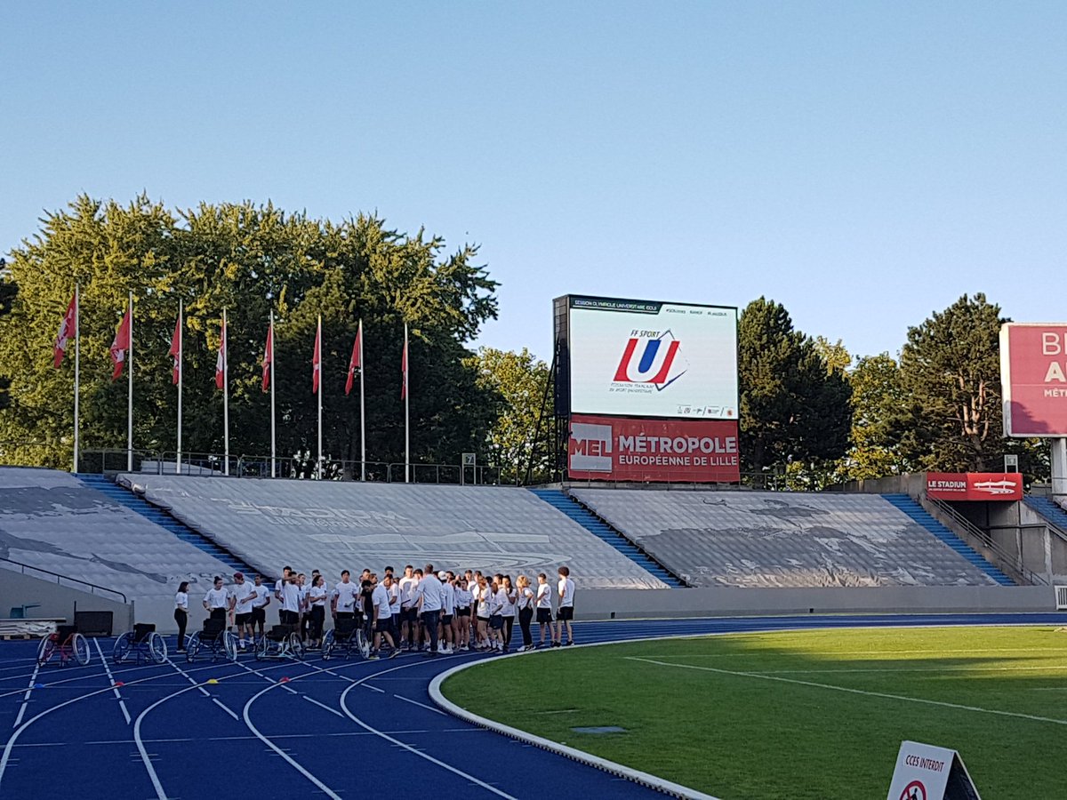 terrien_valerie's tweet image. Quand le stadium de @MEL_Lille est aux couleurs de la #SOU2021 et de ses acteurs !!! #ANOF @FranceOlympique @FFSportU #GENERATION2024
