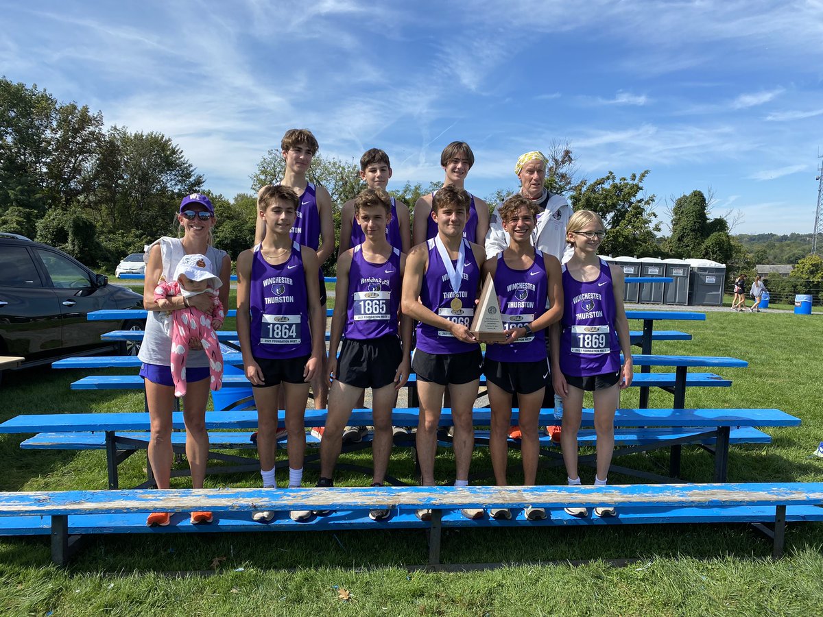 PIAASports's tweet photo. Congratulations to the PIAA Foundation Boys’ White Race Champions Winchester Thurston! #PIAACrossCountry https://t.co/dO0mWCsRiT
