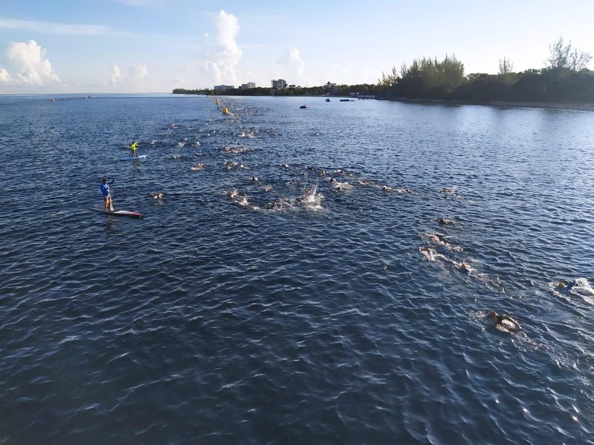 Arranca el #Ironman703 Cozumel 2021 con la participación de 3,600 atletas listos para disfrutar conquistar la isla más hermosa del Carbe Mexicano, #Cozumel

#IslaDelDeporte