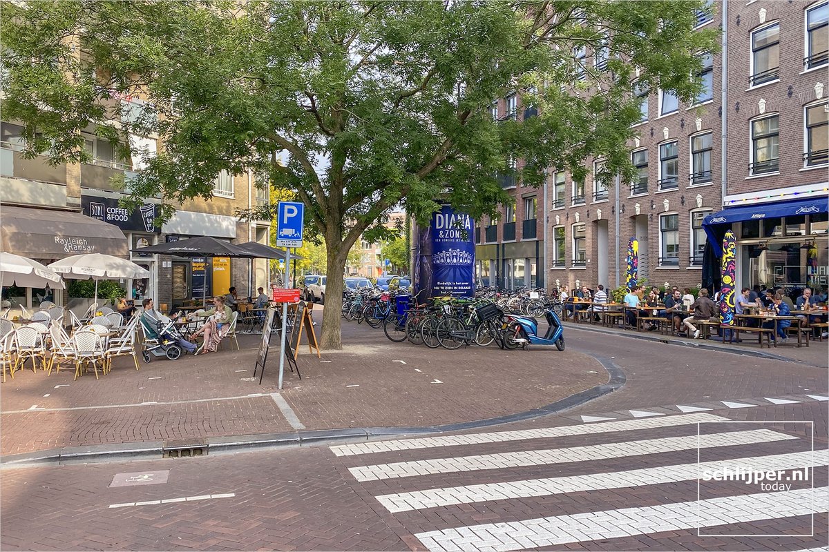 schlijper's tweet image. Spaarndammerstraat, Van Noordtstraat

2000 &amp;amp; 2021 

#Amsterdam #Spaarndammerbuurt
