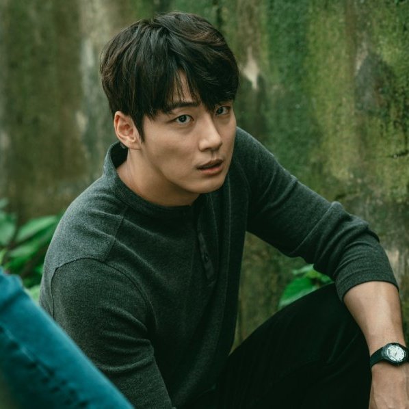 Happy birthday to one of my favourite actors yoon shi yoon, give my boi more hot roles pls  