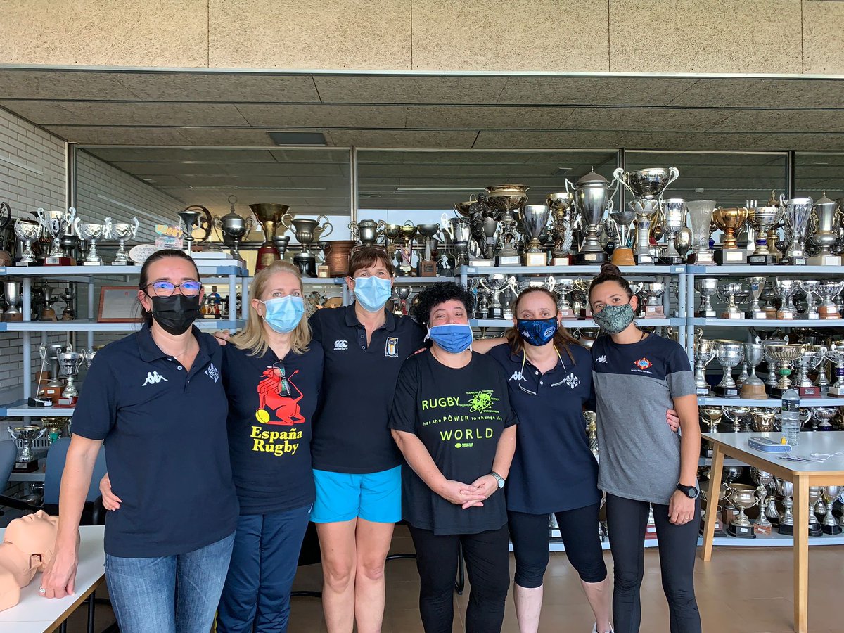 España Rugby (@ferugby) on Twitter photo #FERugby | 🆘 Curso de <a href="/WorldRugby/">World Rugby</a> Level 1 de primeros auxilios en Sant Boi, con Rita Sahun y Carmen León, educators World Rugby, como formadoras 👍 #DesarrolloRugby <a href="/csed_csd/">CSED</a> <a href="/UESantboiana/">U.E. Santboiana</a> <a href="/rugby_cat/">Federació Catalana de Rugby</a> #FERugby | 🆘 Curso de <a href="/WorldRugby/">World Rugby</a> Level 1 de primeros auxilios en Sant Boi, con Rita Sahun y Carmen León, educators World Rugby, como formadoras 👍 #DesarrolloRugby <a href="/csed_csd/">CSED</a> <a href="/UESantboiana/">U.E. Santboiana</a> <a href="/rugby_cat/">Federació Catalana de Rugby</a>