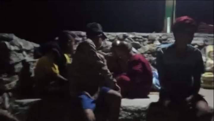 Due to SAC’s reckless one sided shooting of heavy weapons &amp; gunfires in KyarInnSeikKyi Tsp, Karen State, villagers have to flee. SAC troops are also stationing in a monastery at TaungSun village. #Total_StopSponsoringSAC #Sep25Coup #WhatsHappeningInMyanmar