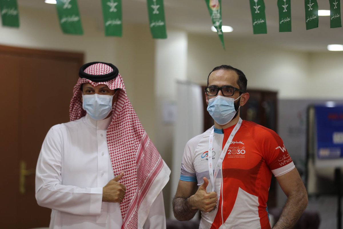 Saudi_Cycling's tweet photo. 📝🚴🏼 — الاتحاد السعودي للدراجات يستقبل فريق دراج عنيزة بعد ختام رحلة الـ 450 كم 🔽
 https://t.co/mMZm2XOAnv 

#اليوم_الوطني_السعودي  
#الاتحاد_السعودي_للدراجات 
@Unaizah_cyclist @diraiyah https://t.co/2ihlGesDhM