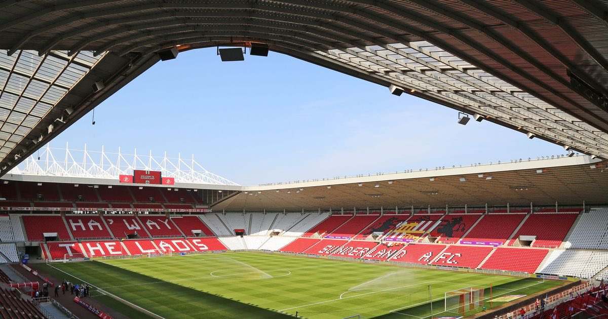_The72's tweet photo. Today’s EFL attendances 🏟 

32368 - Sunderland
27905 - Sheffield United
25589 - Nottingham Forest
21338 - Ipswich
20124 - Stoke
19326 - Bristol City
17091 - Swansea
16278 - Charlton
12698 - Blackpool
12469 - Reading
11670 - Blackburn
11003 - Plymouth
9737 - Bournemouth

#SAFC 🐈‍⬛ https://t.co/UBq15Bsu2h