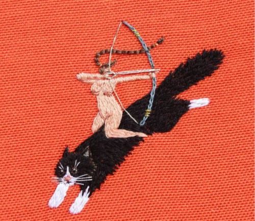 womensart1's tweet photo. Embroidery by Turkish textile artist Irem Yazici #WomensArt https://t.co/nshzLKcft1