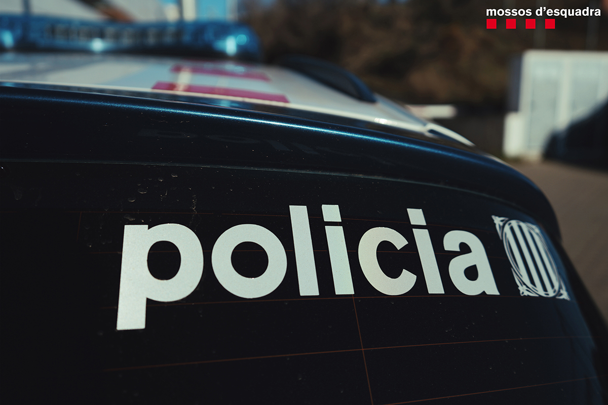 mossos's tweet photo. Els Mossos d'Esquadra i la Guàrdia Urbana reforçaran el dispositiu de seguretat de les Festes de la Mercè per evitar nous aldarulls a la zona de Plaça Espanya https://t.co/QHPveI6u8C https://t.co/eSsrpKlwg2