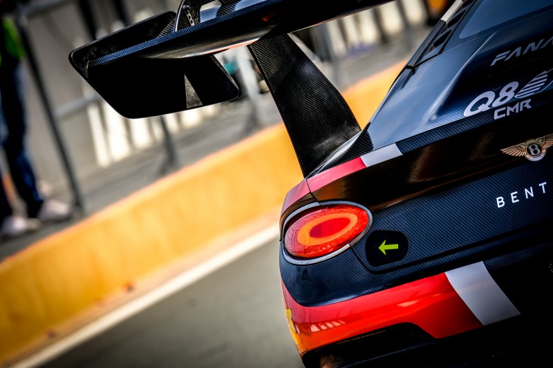 GTWorldChEu's tweet photo. 📸 Our Saturday gallery from @CircuitValencia is online and ready to enjoy 👇

➡️ https://t.co/Zzb9EBVuU1

#GTWorldChEu 🏁 @fanatec https://t.co/cgmCHkZjOz