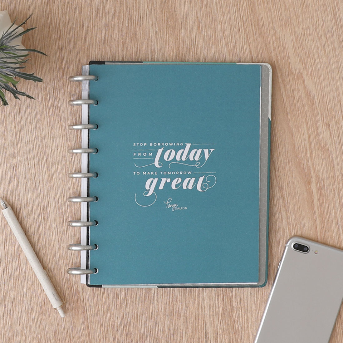 ➡️ 2 DAYS! 

➡️ Swipe to see some inspiring inserts...and the January Mission Board! 

Our 2022 planner collections are almost here! SHOP MONDAY, 9/27.
Discover your new 2022 favorites next week!