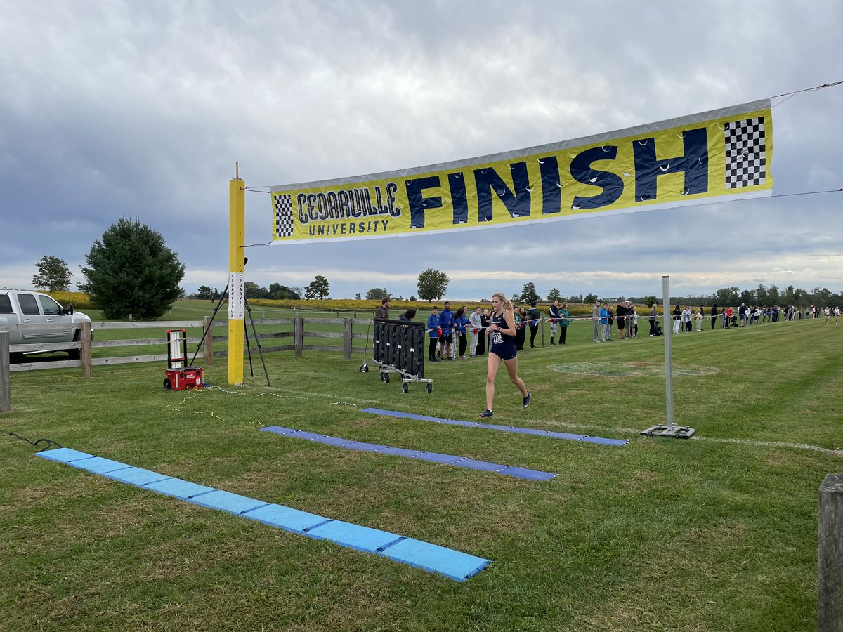 GilvinLouise's tweet photo. @josiegilvin33 from Sacred Heart In Louisville took 1st place at The Midwest Catholic XC Championships this morning in Cedarville, OH. 

@sha_sports 
@LouCathSports 
@NateInSports 
@kyhighs https://t.co/Zf2WPfo7zL
