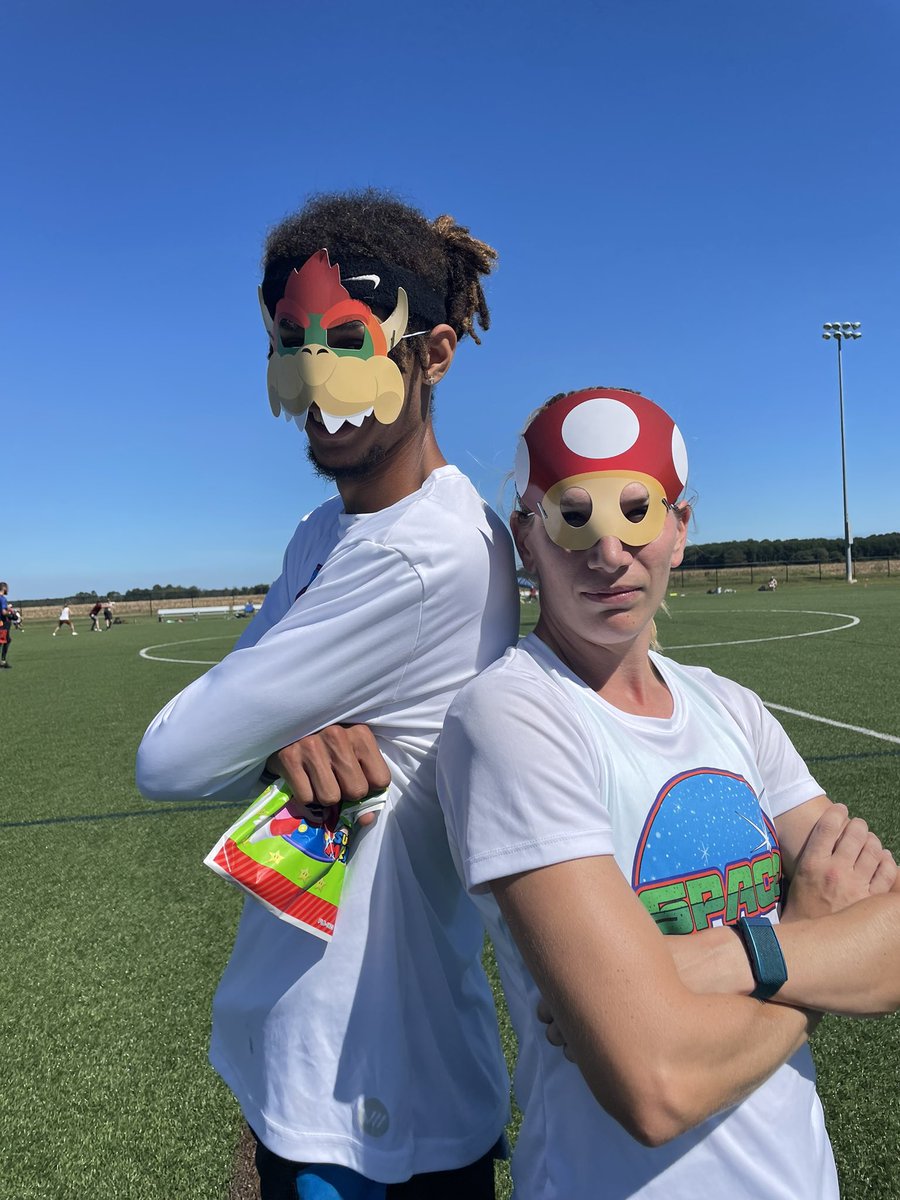 8bitheroes1up's tweet image. Shout out to our honorary heroes @spaceheaterulti lookin fierce! #8bitheroes #1up