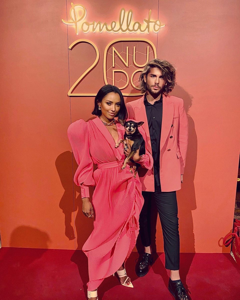 KatGraham's tweet photo. So grateful to celebrate @Pomellato this week! Honored to be an ambassador and part of the new campaign! 💕💍💎💗

I am wearing the Pomellato #NudoCollection that I paired with my @jamemme dress. 

📸: @danieleventurelliphoto 

#MFW https://t.co/RV57n0ZAPw