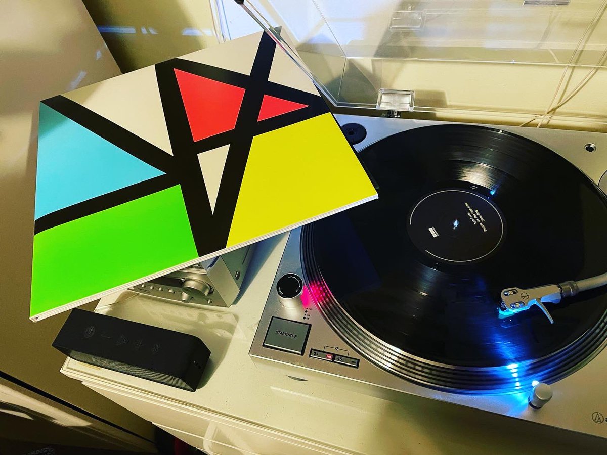 MisterLee1973's tweet photo. Six years old today…#MusicComplete #NewOrder https://t.co/LyFOcjZse3