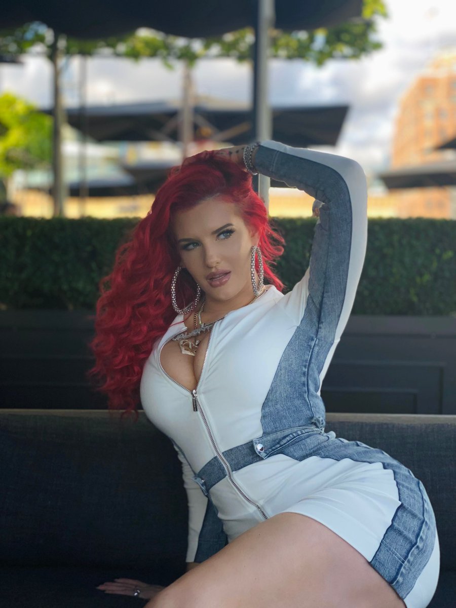 Justina Valentine on X: Stream “Take that Pic” out everywhere NOW❗️🗣🚨  Click👇🏼 t.cocIVt0qZffJ t.coaAWohxU6d5  X