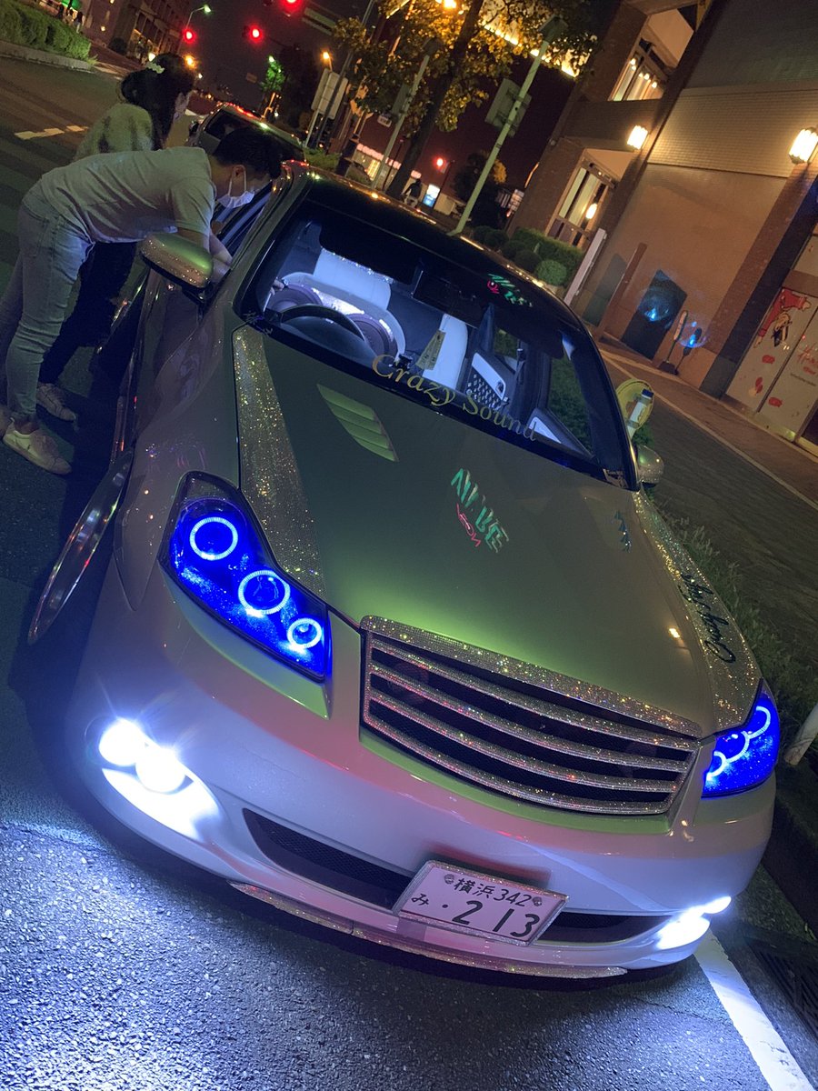 場所決めてないのに連絡なしで合流するスタイル