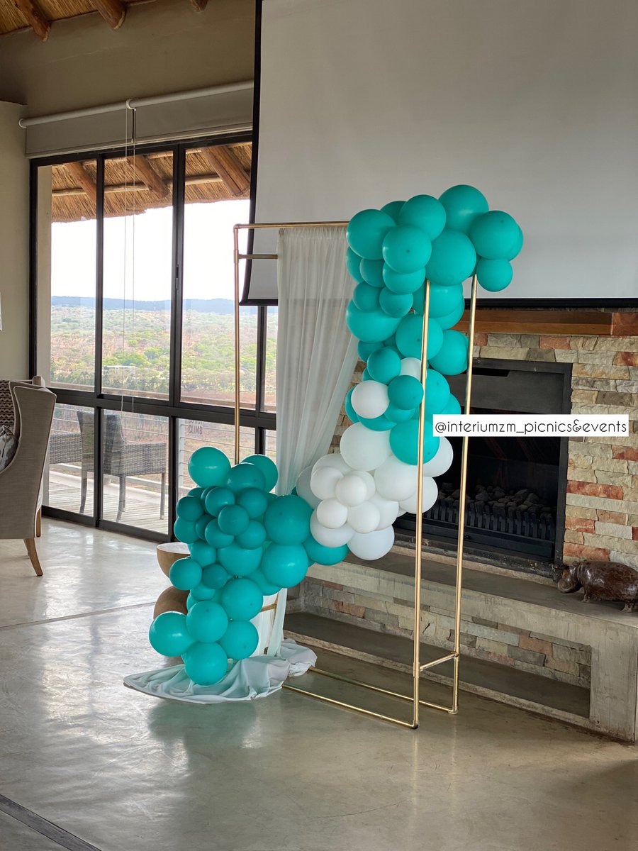 InteriumZ's tweet image. How cute is this balloon frame we did today? 😍😍