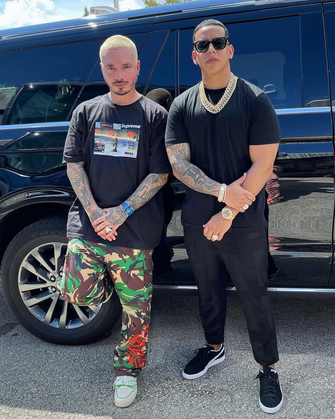 Daddy Yankee Charts on X: Daddy Yankee with J Balvin (via Instagram) 🔥   / X