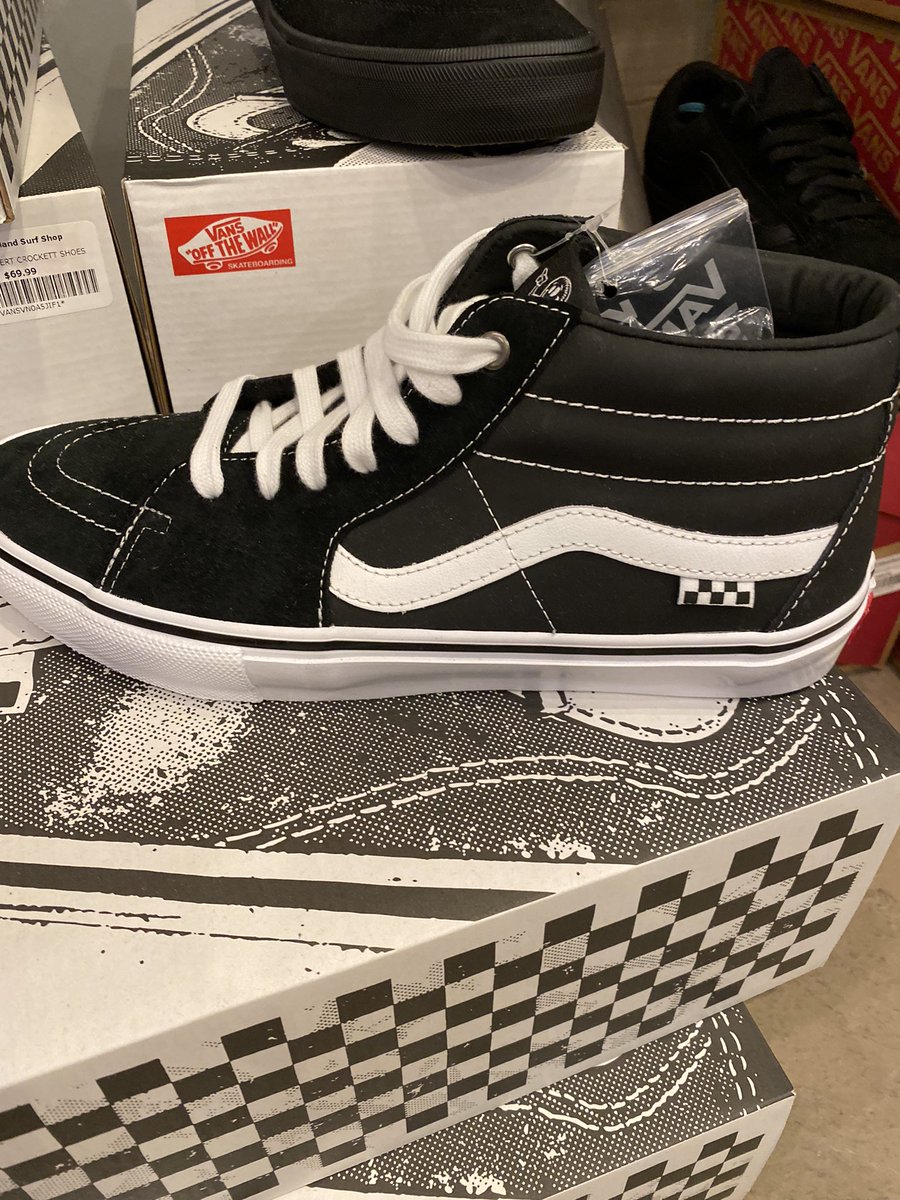 AussieIsland's tweet photo. Like Mids? Check these out.  Saturday cruising stop bye. #sayhi👋 #aussieisland #aussieislandsurfshop #uncw #cfcc #ilm #wbnc #wilmingtonnc #wrightsvillebeachnc https://t.co/sob32HWxke