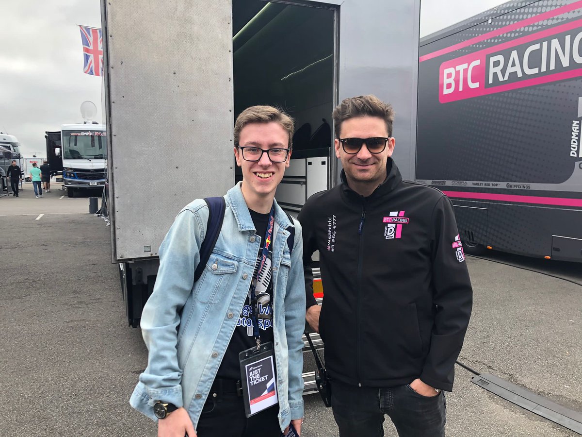 Great to catch up with <a href="/MINIChallengeUK/">The MINI CHALLENGE UK</a> @btc_racing drivers, <a href="/LydiaWalmsley82/">Lydia Walmsley</a> and <a href="/frontrowjoe/">Joe Tanner</a>!
Hope you both enjoy the rest of your weekend!