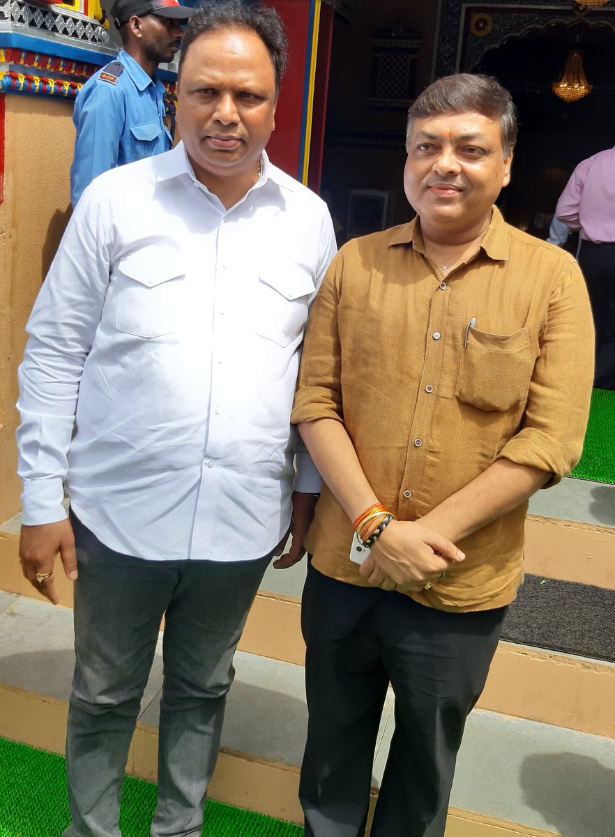 महाराष्ट्र भाजपा के लोकप्रिय नेता ,हर दिल अजीज पूर्व मंत्री ,विधायक श्री <a href="/ShelarAshish/">Adv. Ashish Shelar - ॲड. आशिष शेलार</a> जी के साथ । #Boss