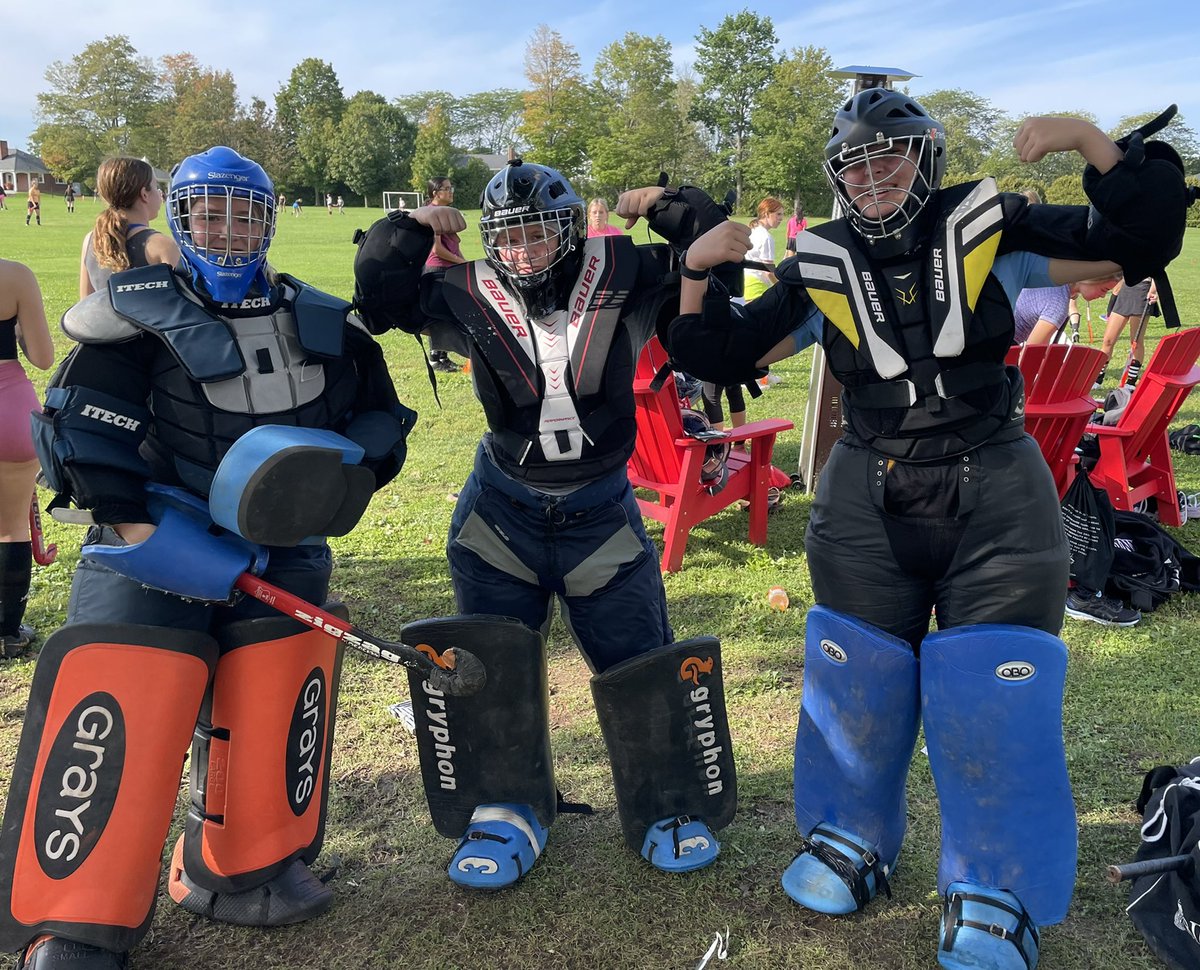 AndreaMathieson's tweet photo. Three brave new athletes geared up to play goalie for our two Littleside teams this year @AOG16 https://t.co/J8u3SzgAIN