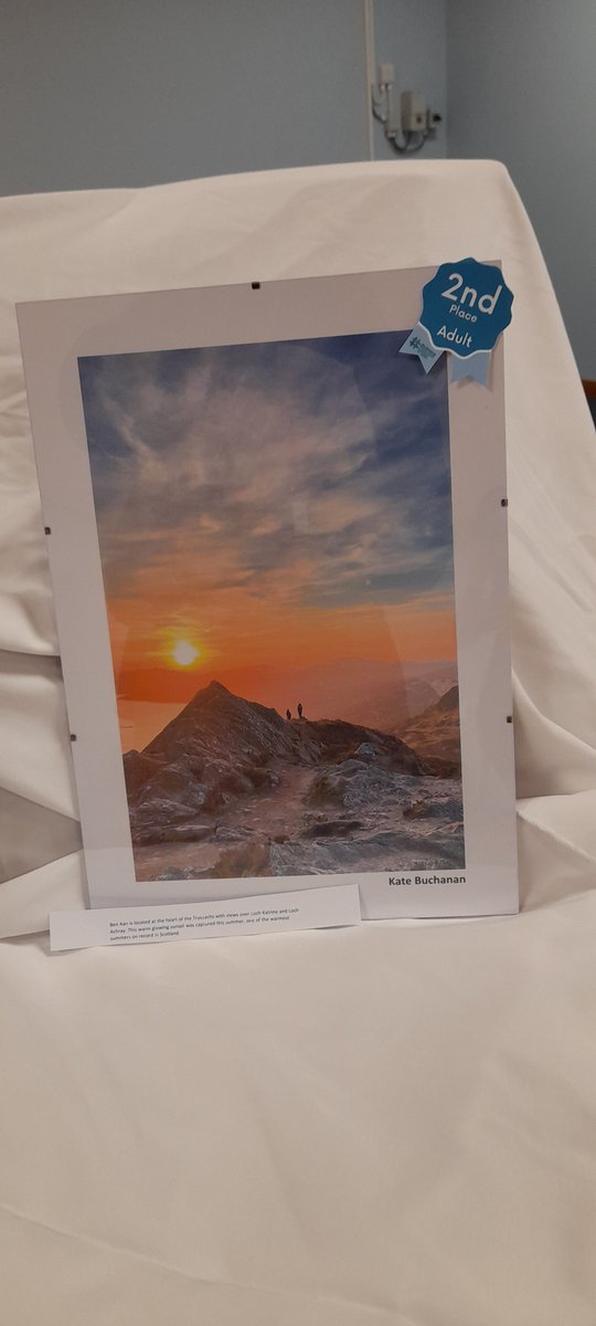 CallanderFringe's tweet photo. Delighted to announce the winners of our Photo Comp 📷.

Senior (+18) Winners

🥇 Kate Buchanan
🥈 Brian Rodger
🥉 Paul Fraser

Prizes were vouchers from Feeds and Stoves and coffee mug @coopuk . Aswell as a signed copy of @DougAllanCamera 's book 'freeze frame' for first place. https://t.co/bF985BwCU5