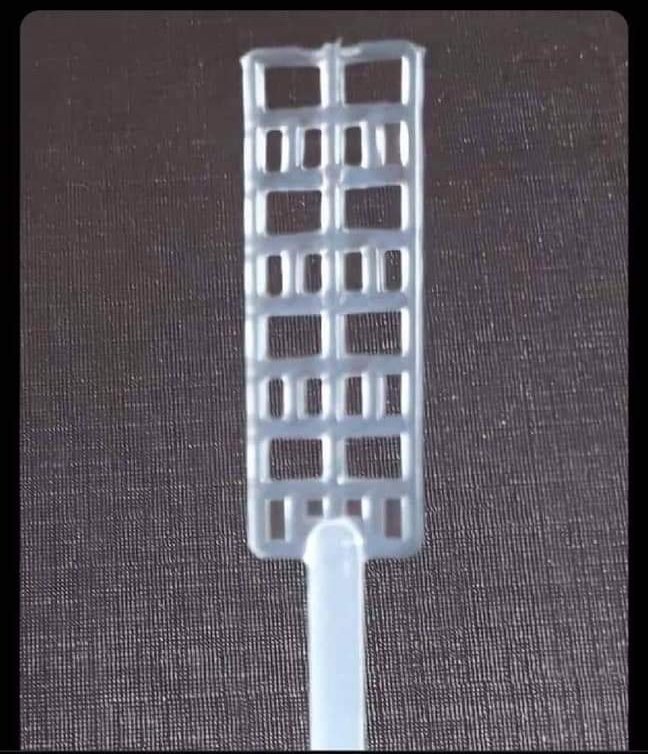 Miruzha's tweet photo. Los millennial no lo entenderán. 
Material utilizado para separar el alma del cuerpo en los años 80's https://t.co/WKBgvk0b4R
