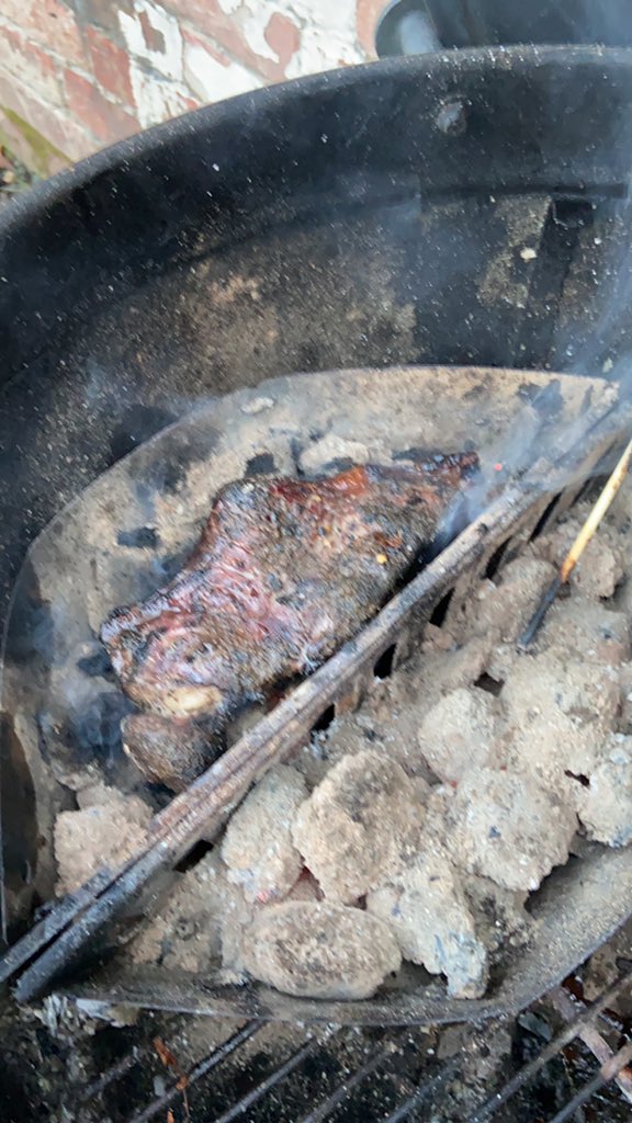 hirdzilla's tweet photo. @danny_morland sirloin straight on the coals. Washed down with some Morland home brew. https://t.co/bIzBtmhVfy