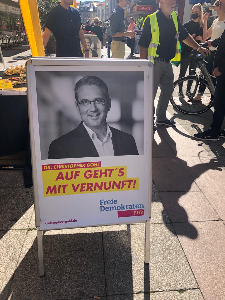 lofferg's tweet image. Letzte Stationen des Wahlkampfs in #Schwetzingen, #Ketsch, #Hockenheim, #Bruchsal, #Waghäusel und #Phillipsburg. Danke an alle Helferinnen und Wähler, die mit der @fdp menschliches Maß, demokratische Mitte und Soziale Marktwirtschaft stärken - Ihr haltet unser Land auf Kurs!
