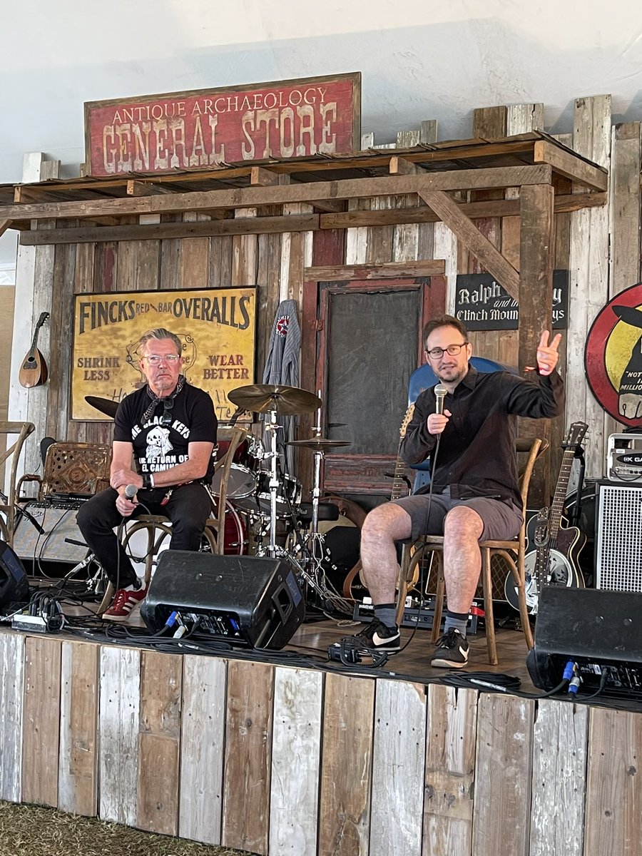 AMTriangle tweet media