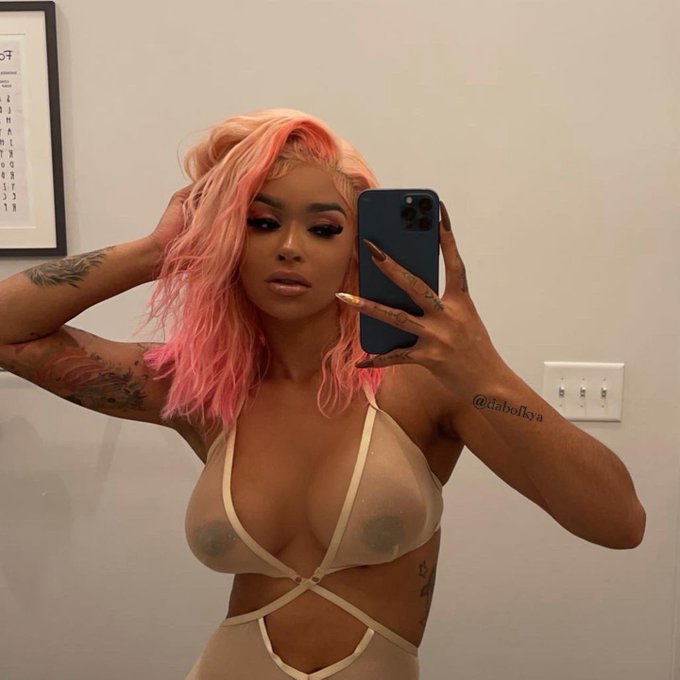 Send him nudes 💕 https://t.co/Zg954NM7vC<a href="/tag/shakethatasssaturday"class="tags"><span>#shakethatasssaturday</span></a>