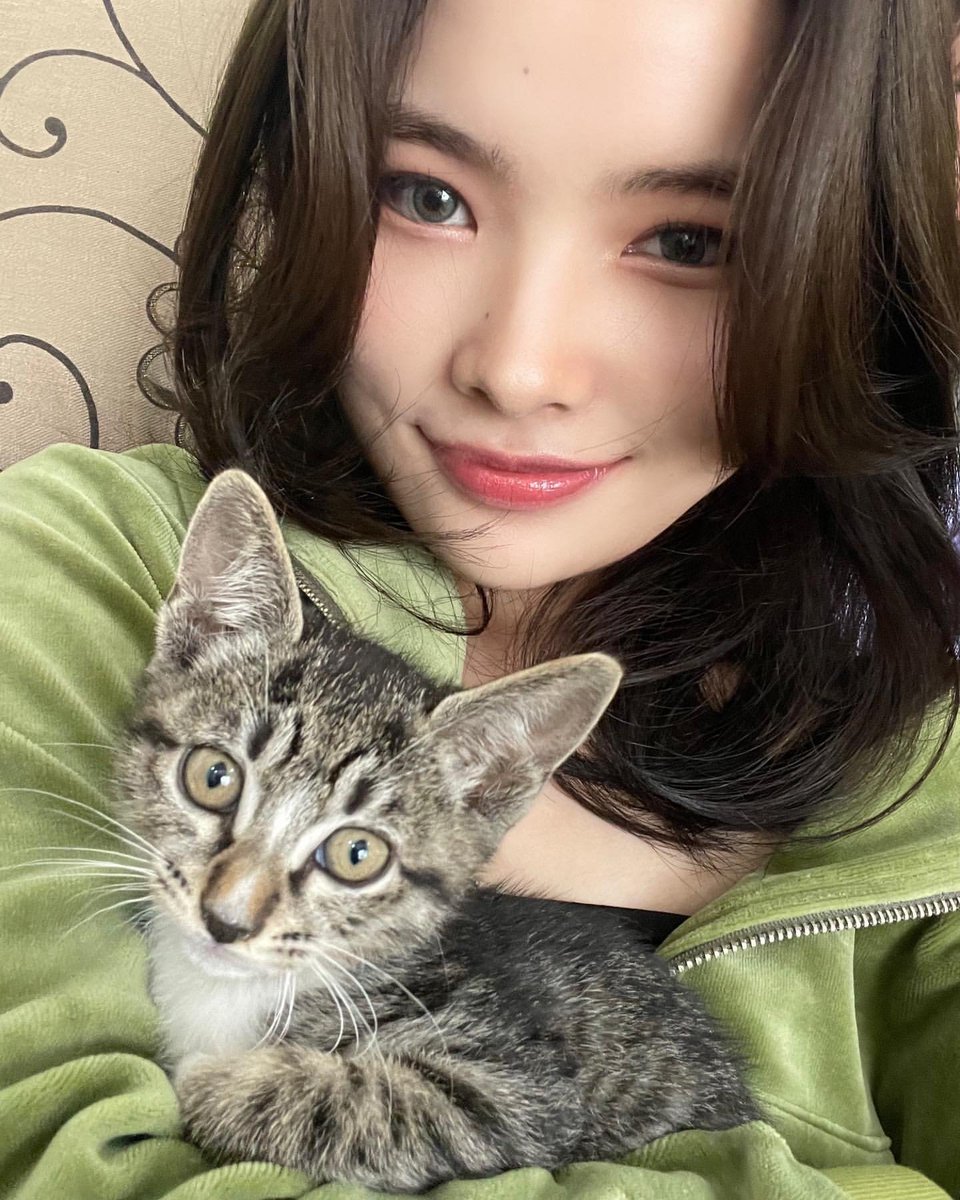 — #rina #리나 #위키미키 #wekimeki