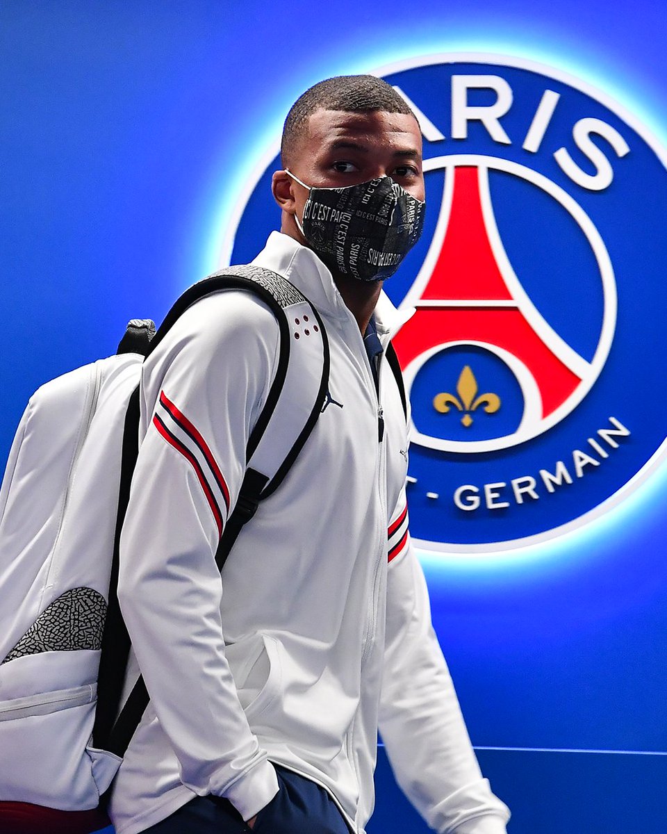 PSG_espanol's tweet photo. 📍 𝙿𝙰𝚁𝙲 𝙳𝙴𝚂 𝙿𝚁𝙸𝙽𝙲𝙴𝚂 https://t.co/4IIduE09ej