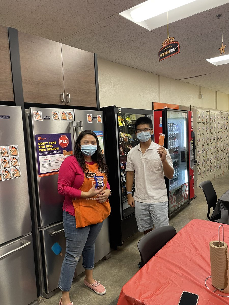 It’s ice cream day here at the Berg. <a href="/Ramona_Coleman_/">Ramona_ColemanHD</a> <a href="/HRMThomasTHD/">Shariff R Thomas</a> <a href="/kashira6530thd/">Kashira Whalon</a> <a href="/madeniaelaine/">Elaine M. Brown</a> <a href="/BrendanMcDowel9/">Brendan McDowell</a> <a href="/jenniemendelzon/">Jennie Mendelzon</a> <a href="/1993BUICK/">Anthony White</a>